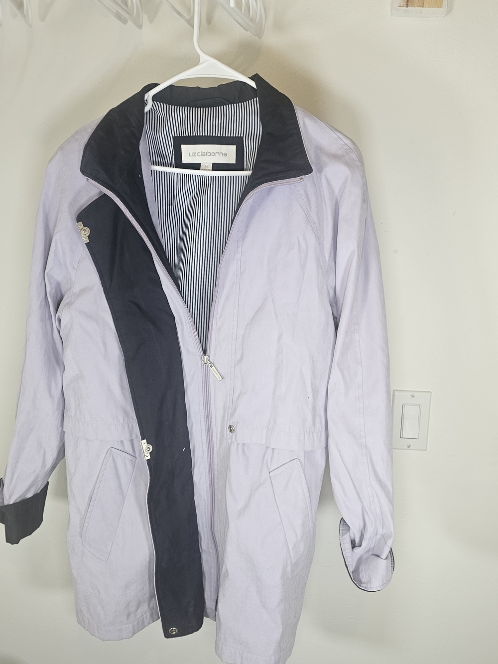 Liz Claiborne Lavender & Navy Lightweight Jacket
